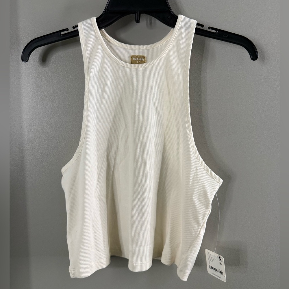 NWT free-est Milani Tank